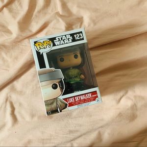STAR WARS (Luke Skywalker funko-pop!)